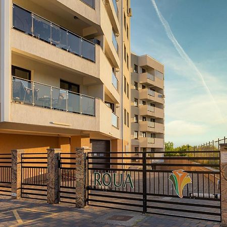 Uniquemoments Airport Apartment & Secure Parking & Airport Shuttle Iasi Eksteriør bilde