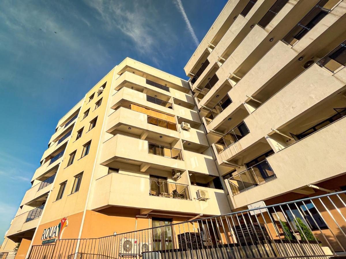 Uniquemoments Airport Apartment & Secure Parking & Airport Shuttle Iasi Eksteriør bilde